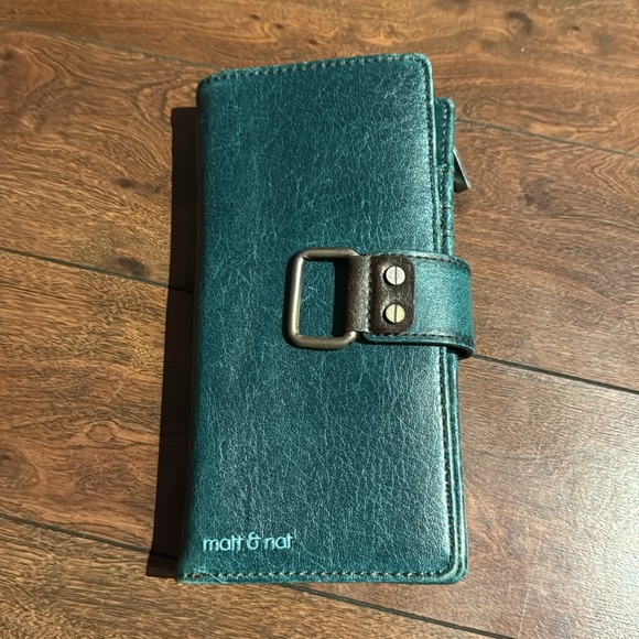 Matt & Nat Purse and Wallet - Picture 2 of 7